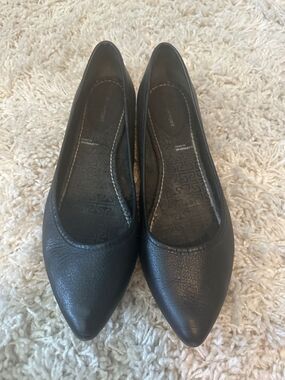 Rockport Black Pointed-Toe Leather Ballet Flats Shoes Adiprene by Adidas sz 10.5